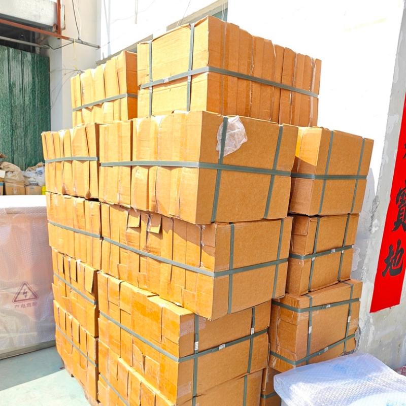 Ühendkuningriigi uute klientide esimene elektriarvestikasti tellimuste partii on edukalt välja saadetud